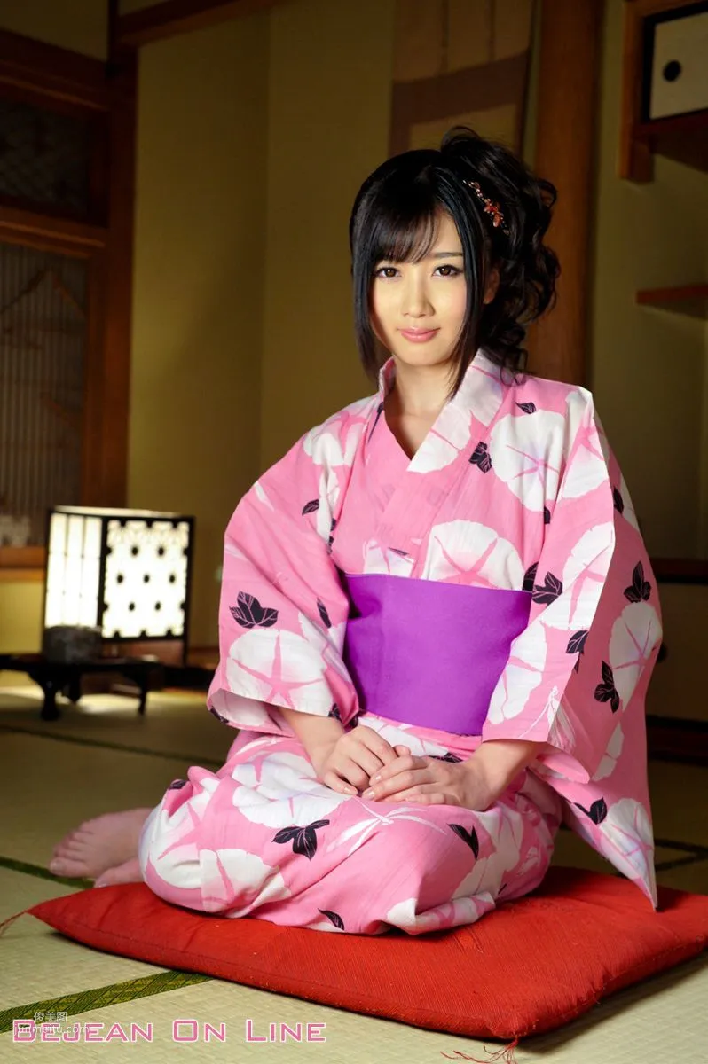 汚部屋でSEX Hibiki Ohtsuki 大槻ひびき [Bejean On Line] 寫真集 15