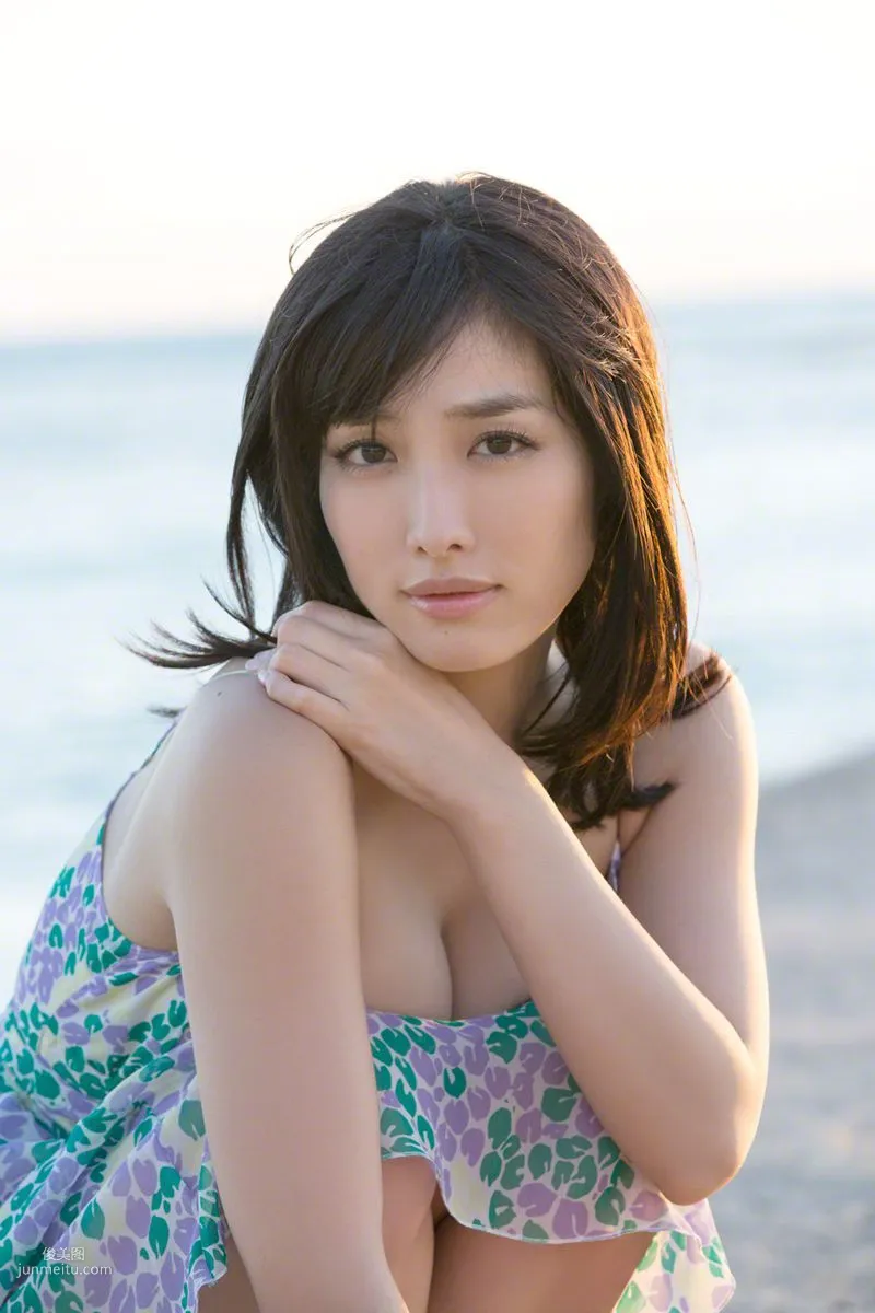 [Wanibooks] NO.127 Anna Konno 今野杏南 寫真集 19