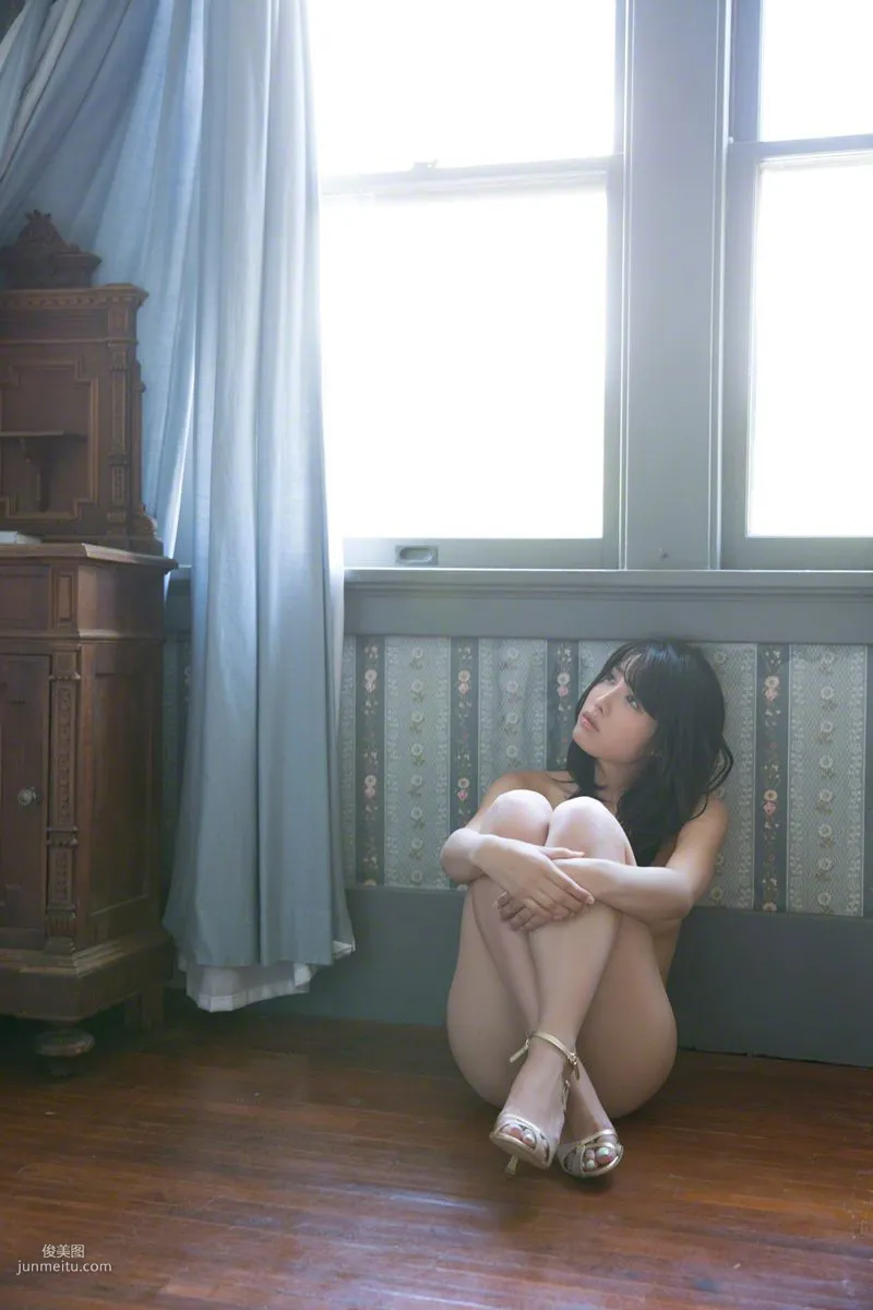 [Wanibooks] NO.127 Anna Konno 今野杏南 寫真集 82