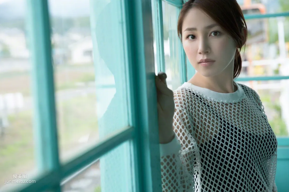 [Wanibooks] NO.129 You Kikkawa 吉川友 寫真集 43