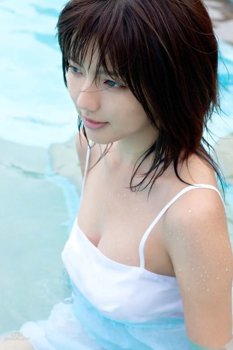 [Wanibooks] NO.117 Erina Mano 真野恵里菜 写真集6