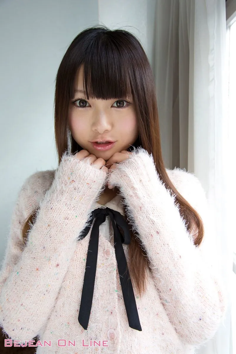 First Gravure Beauty Arina Sakita, Airi Natsume [Bejean On Line] Photo Set photo 6