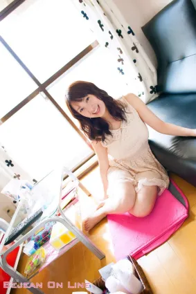 部屋撮りッ！ Tomomi Nakagawa 中川朋美 [Bejean On Line] 寫真集