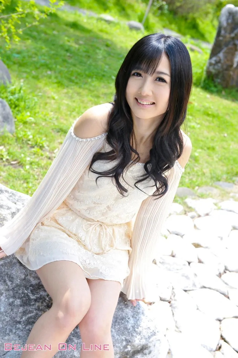 汚部屋でSEX Hibiki Ohtsuki 大槻ひびき [Bejean On Line] 寫真集 12