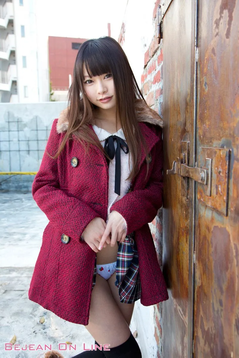 First Gravure Beauty Arina Sakita, Airi Natsume [Bejean On Line] Photo Set photo 5