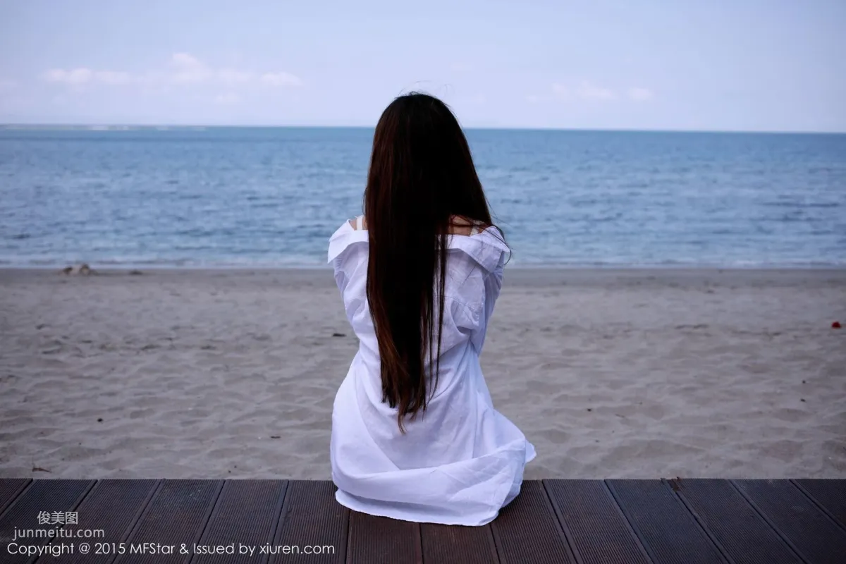 Milk Chuchu, Lombok Travel Shoot, White Shirt + Bondage Bikini [MFStar] Vol.026 Photo Set photo 4