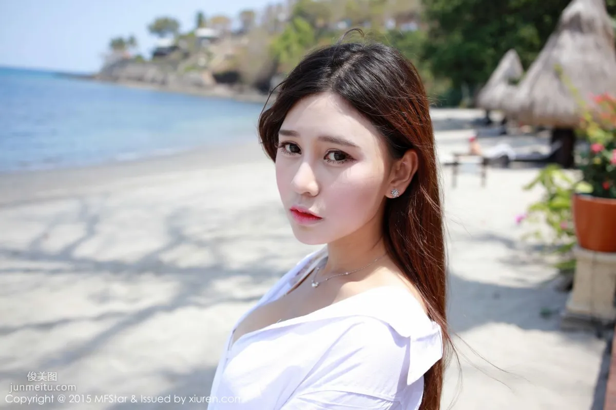 Milk Chuchu, Lombok Travel Shoot, White Shirt + Bondage Bikini [MFStar] Vol.026 Photo Set photo 9