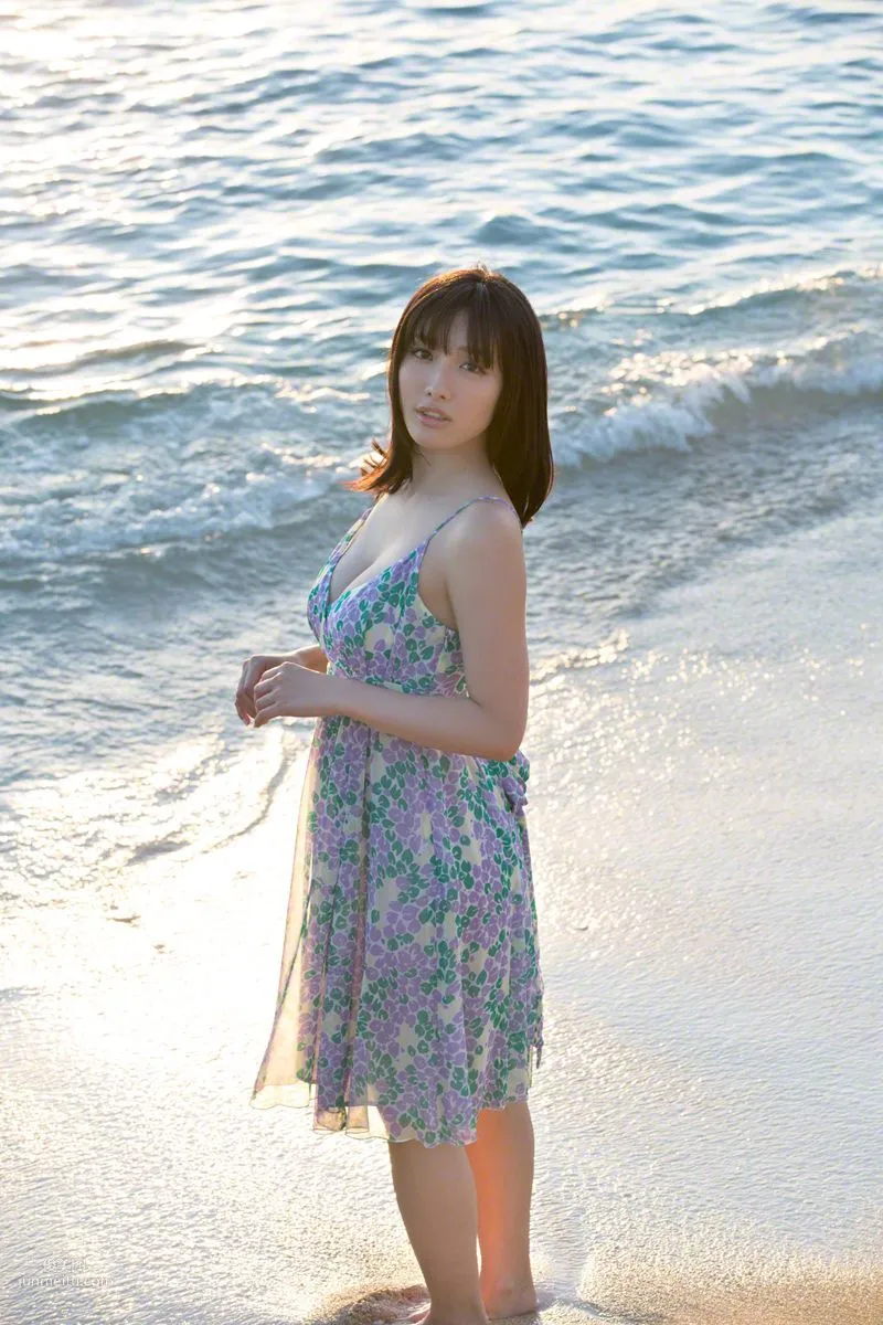 [Wanibooks] NO.127 Anna Konno 今野杏南 寫真集 17
