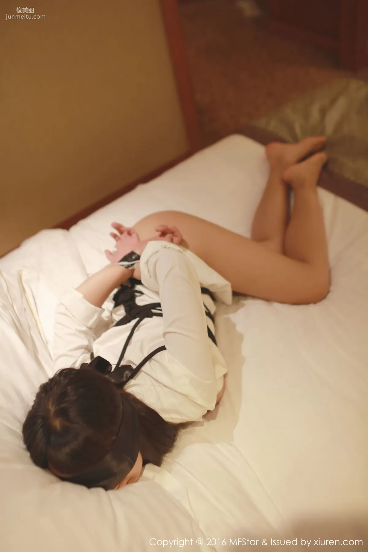 He Jiaying: MFStar Vol. 074 photo 9