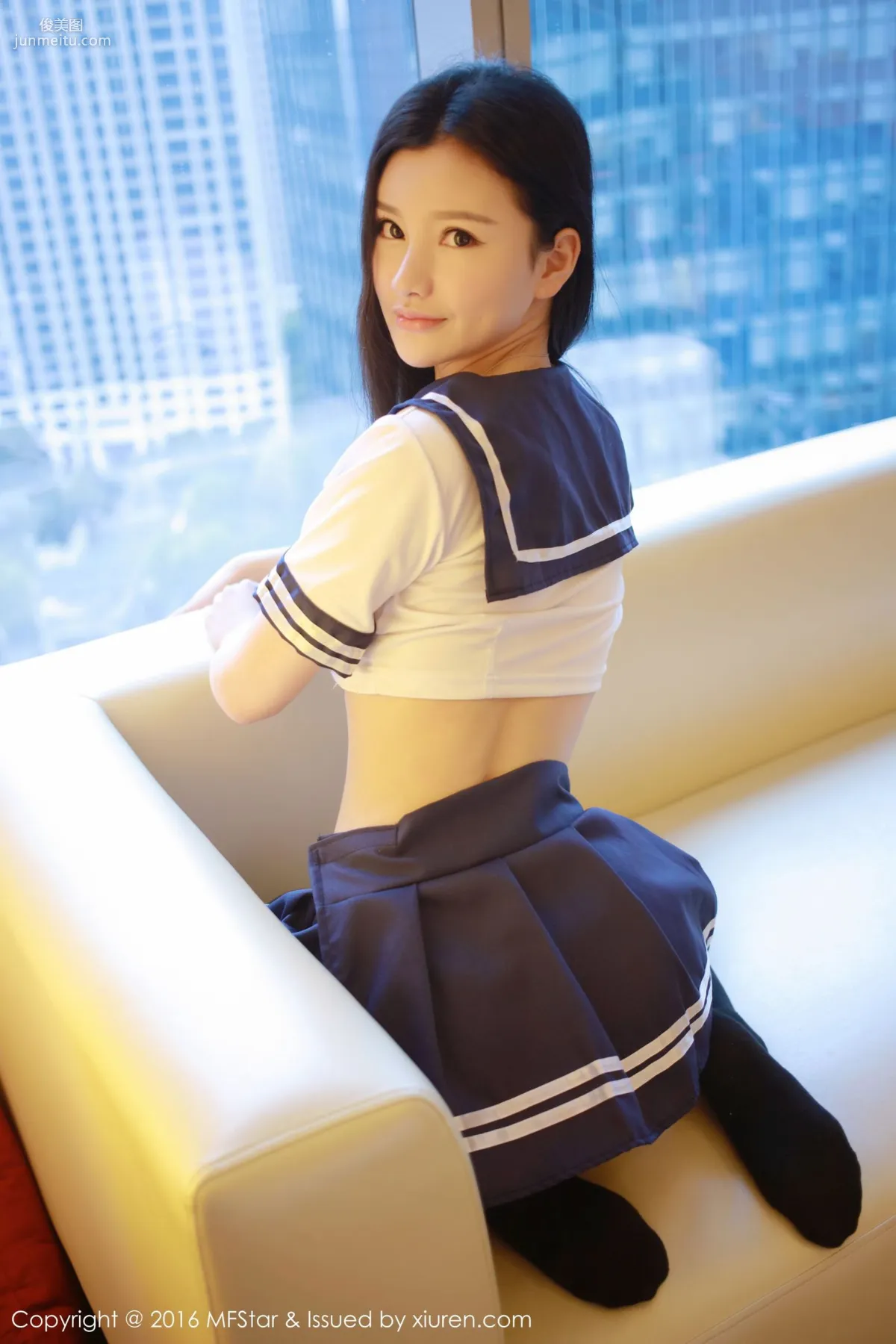 Shanshan Fights Ultraman "Student Uniform School Uniform + Dudou Series" [MFStar] Vol.081 photo 19
