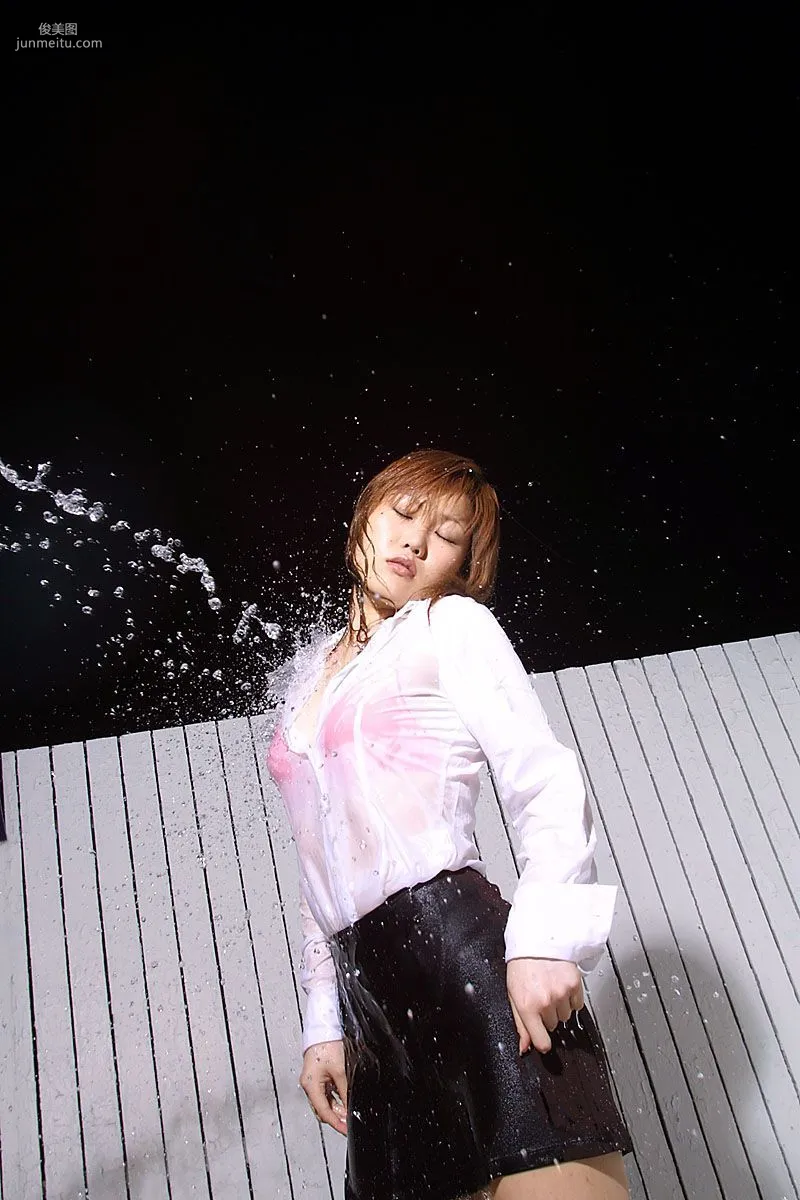 Anna Takagi: DGC No. 030 photo 9