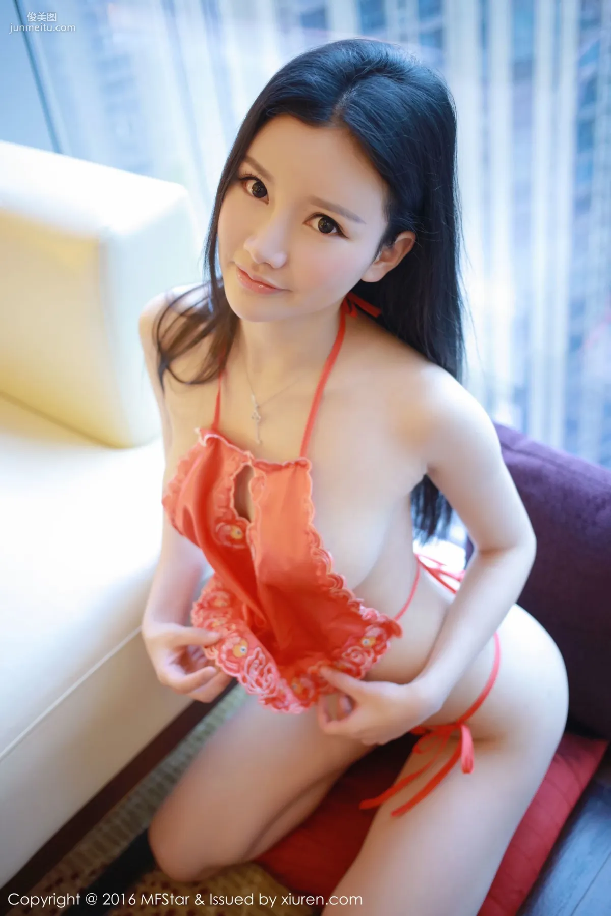 Shanshan Fights Ultraman "Student Uniform School Uniform + Dudou Series" [MFStar] Vol.081 photo 41