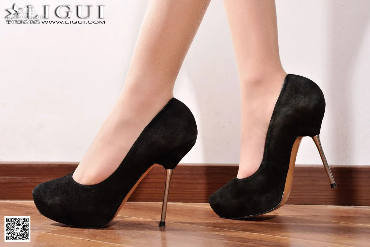 Wen Xin: Ligui Model photo 3