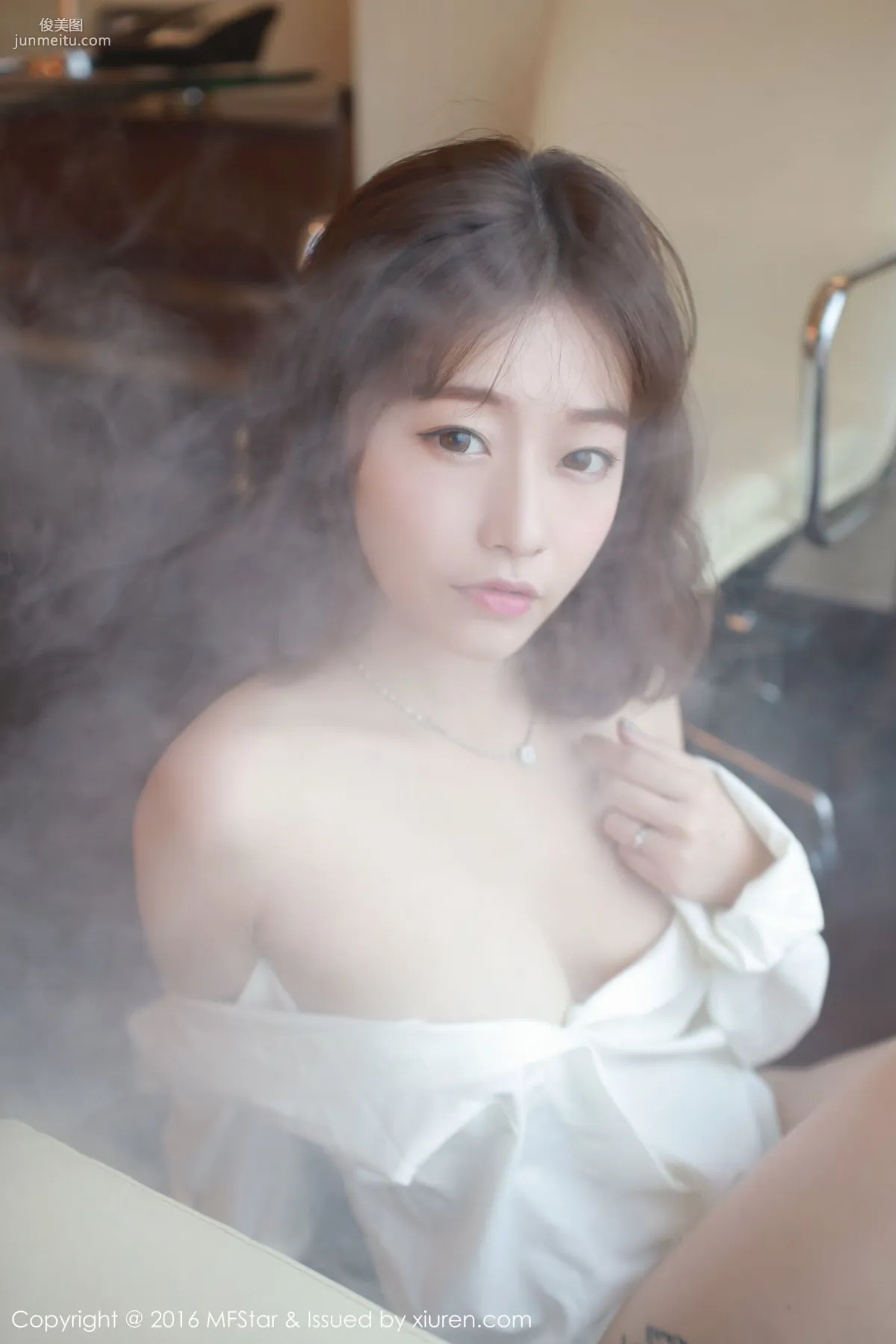 Chen Siyu, Tempting Big Bust and Long Beautiful Legs [MFStar] Vol.066 Photo Set photo 40
