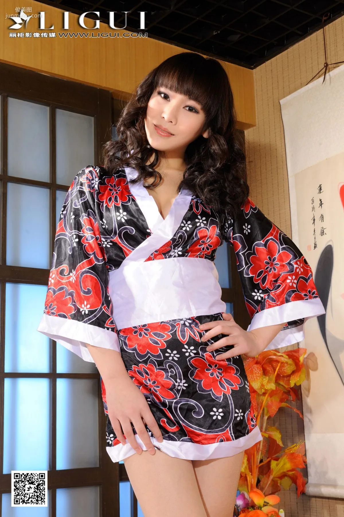 Wen Jing: Ligui Model photo 1