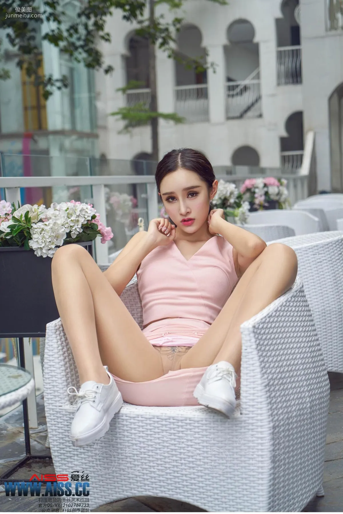 欣杨《街角美人》 [AISS爱丝] F6034 写真集17