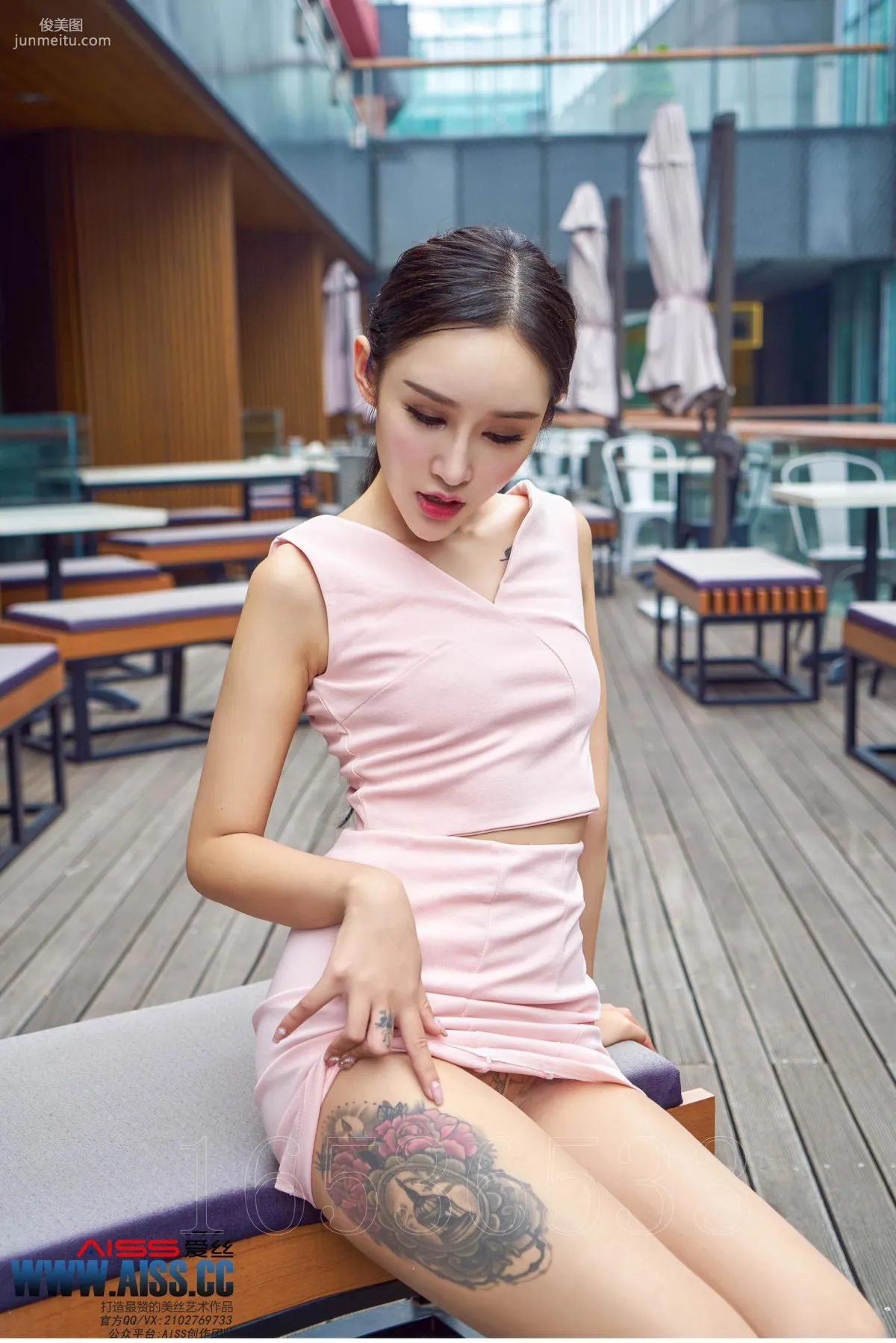 欣杨《街角美人》 [AISS爱丝] F6034 写真集124