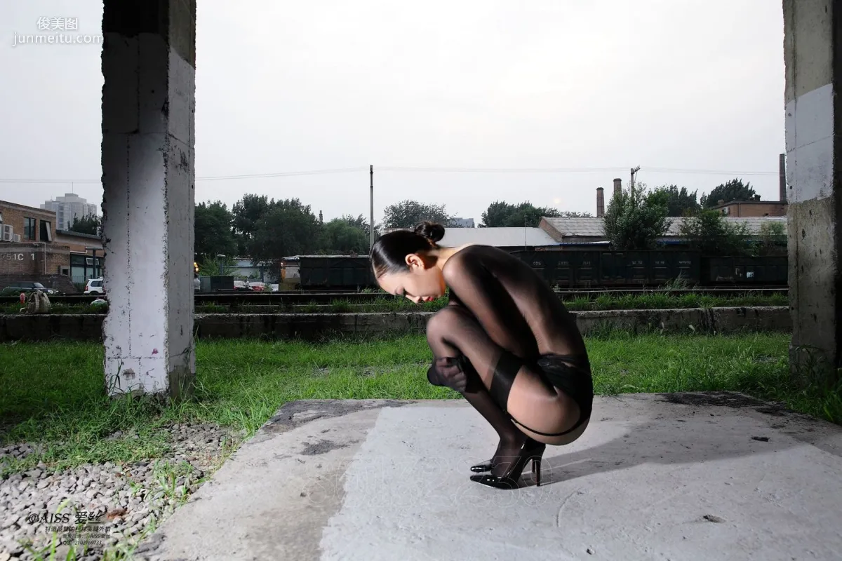 瑶瑶《The black queen》 [AISS爱丝] 写真集30