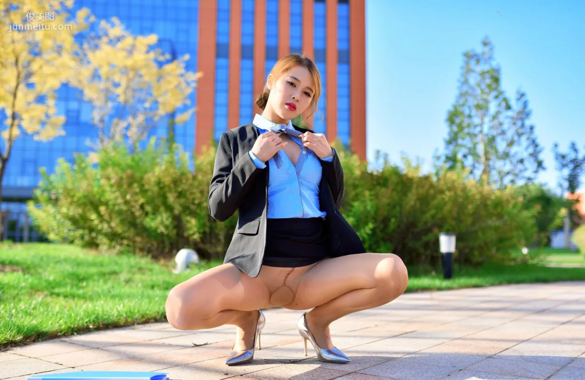 若兮《秘书OL》 [DDY Pantyhose] NO.011 写真集32