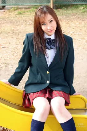 [DGC] NO.235 Miku Hosono 細野美紅 寫真集
