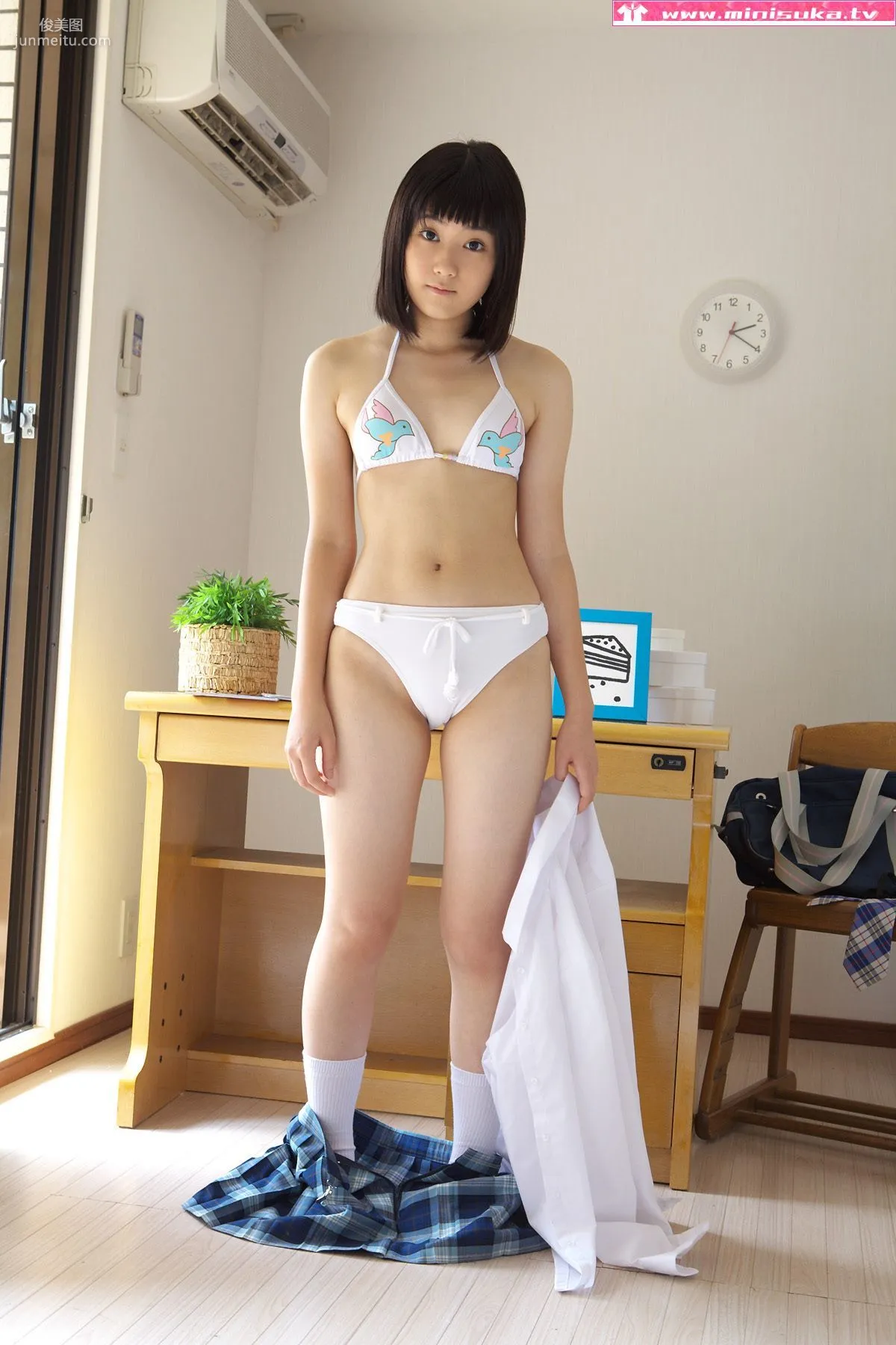 三崎鈴 現役女子高生 [Minisuka.tv] Special Gallery 寫真集 45