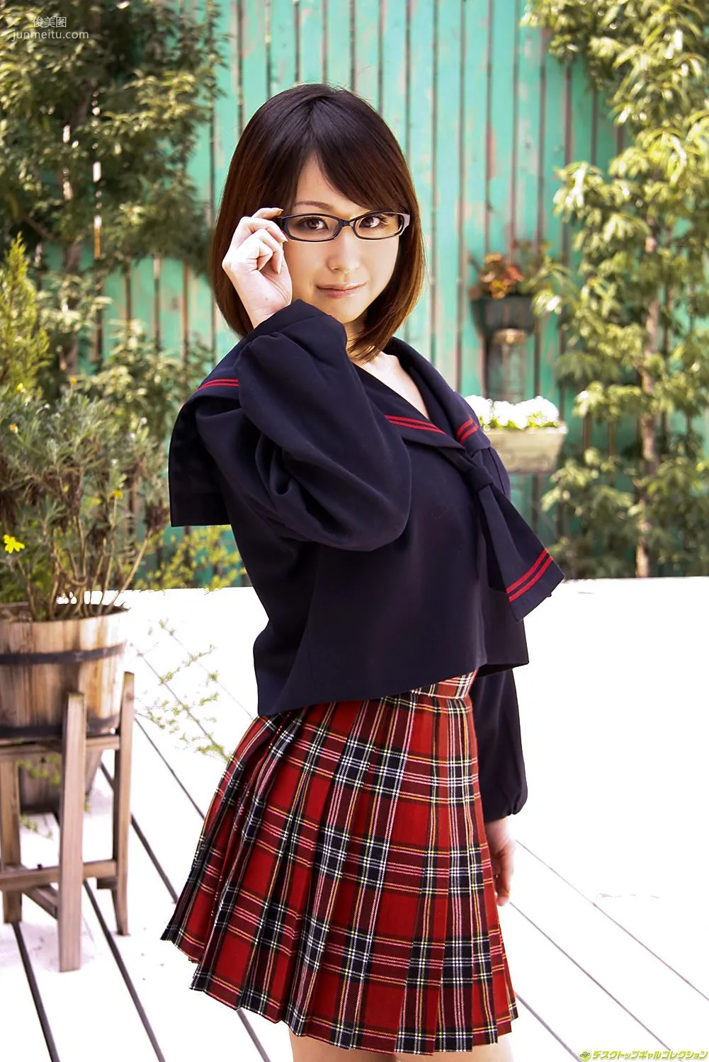 [DGC] NO.586 Yumi Ishikawa, Uniform Beautiful Girl Paradise Photo Set photo 1