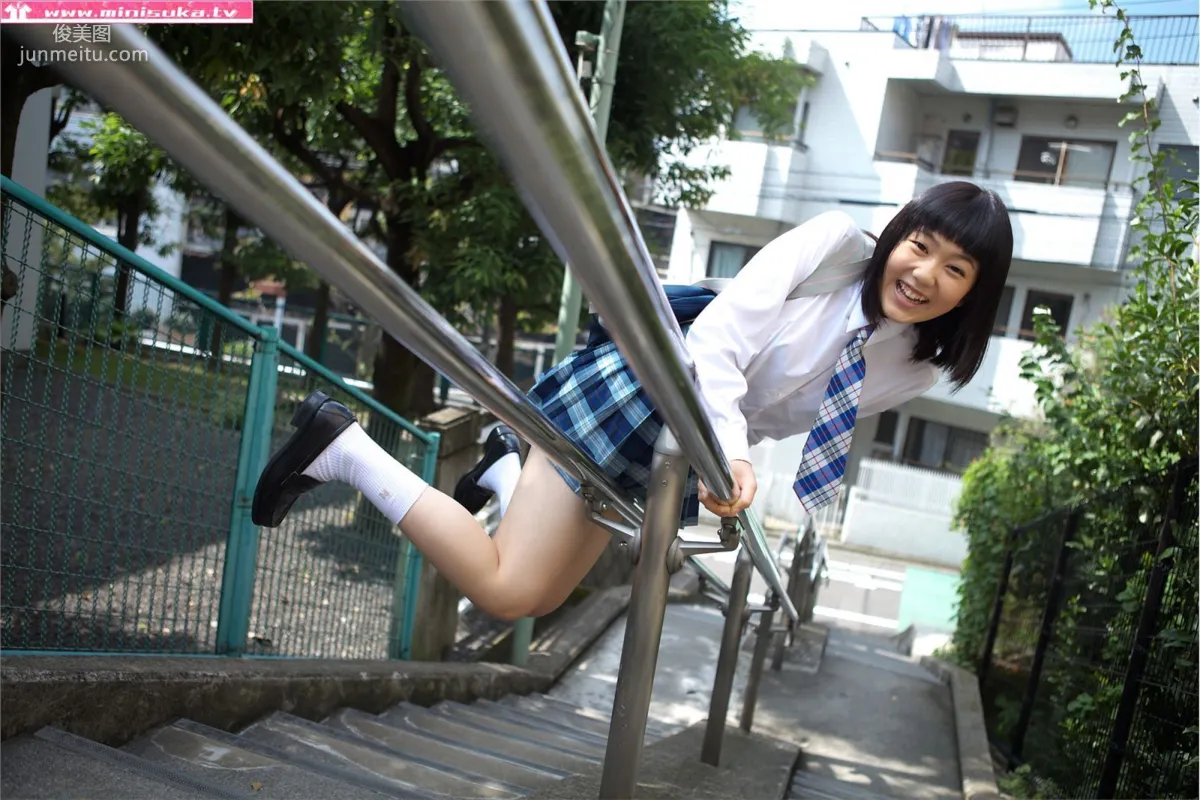 三崎鈴 現役女子高生 [Minisuka.tv] Special Gallery 寫真集 11