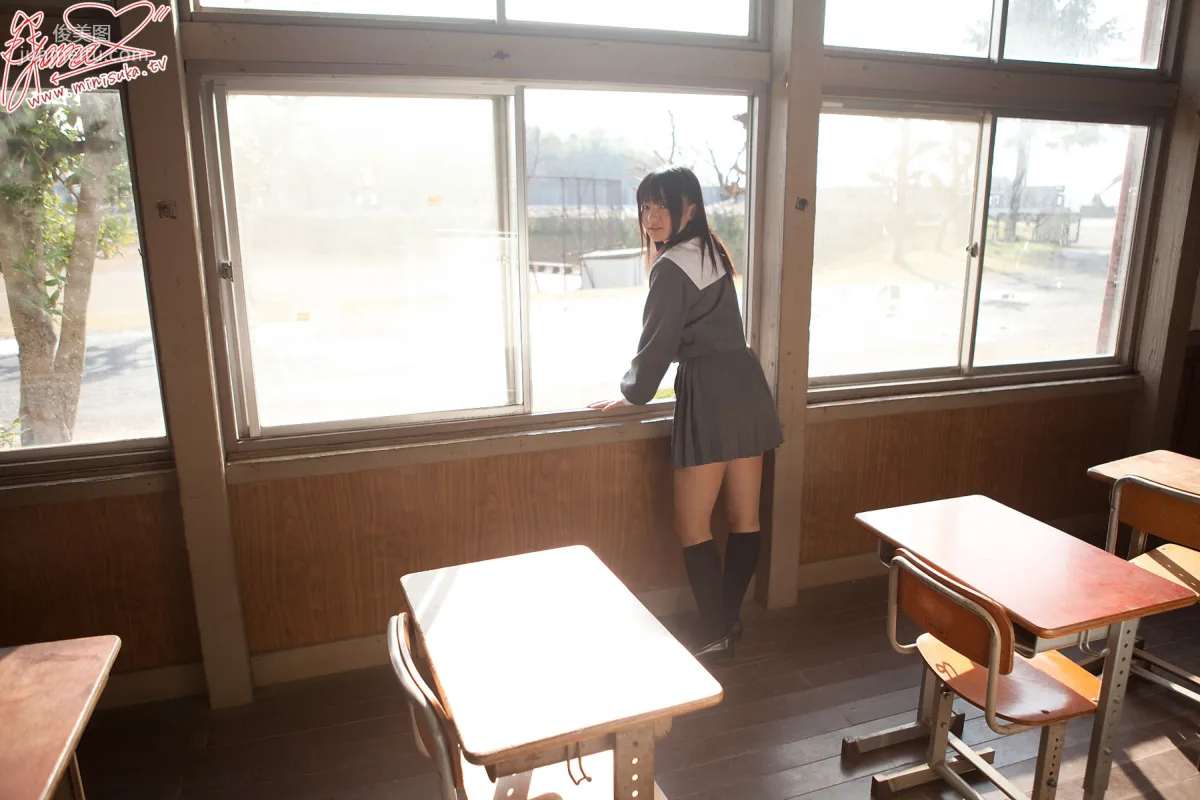 西永彩奈 Ayana Nishinaga 第一部 [Minisuka.tv] 寫真集 33