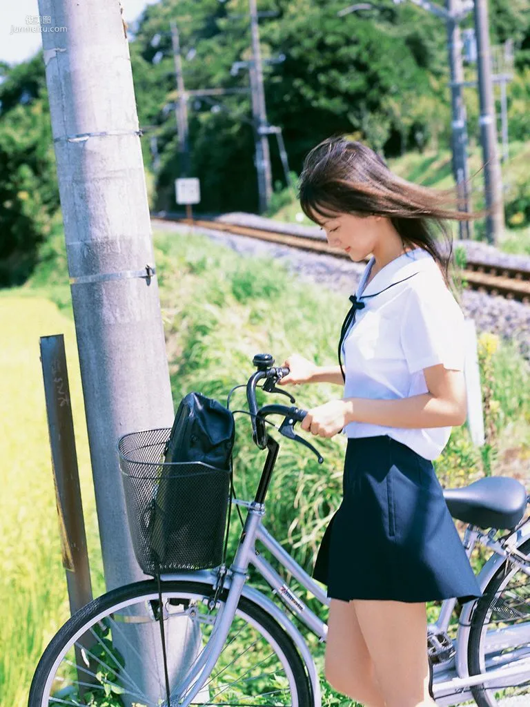 [Wanibooks] NO.10 Ayaka Komatsu 小松彩夏 写真集4