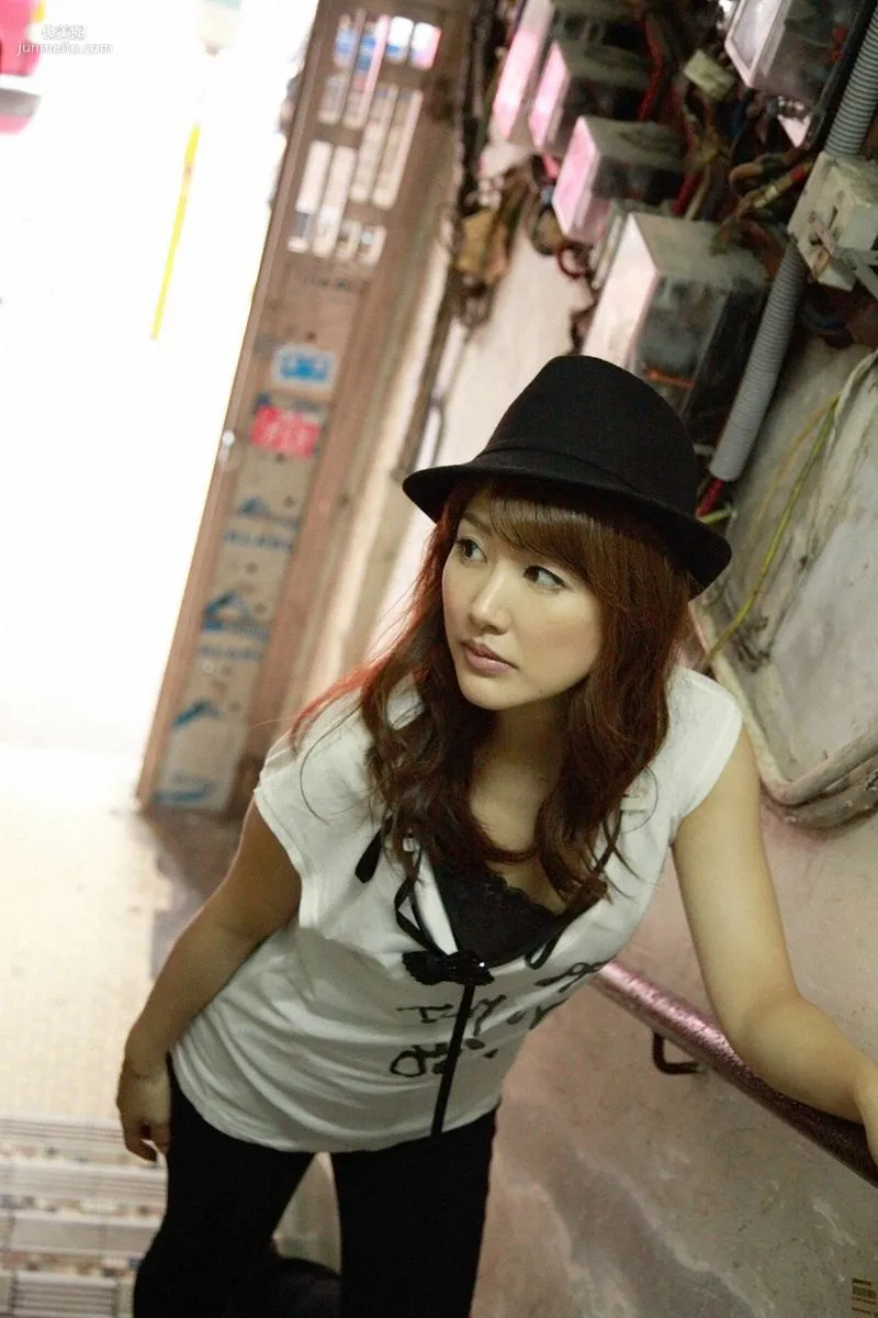 [Wanibooks] NO.92 Megumi Yasu Photo Set photo 31