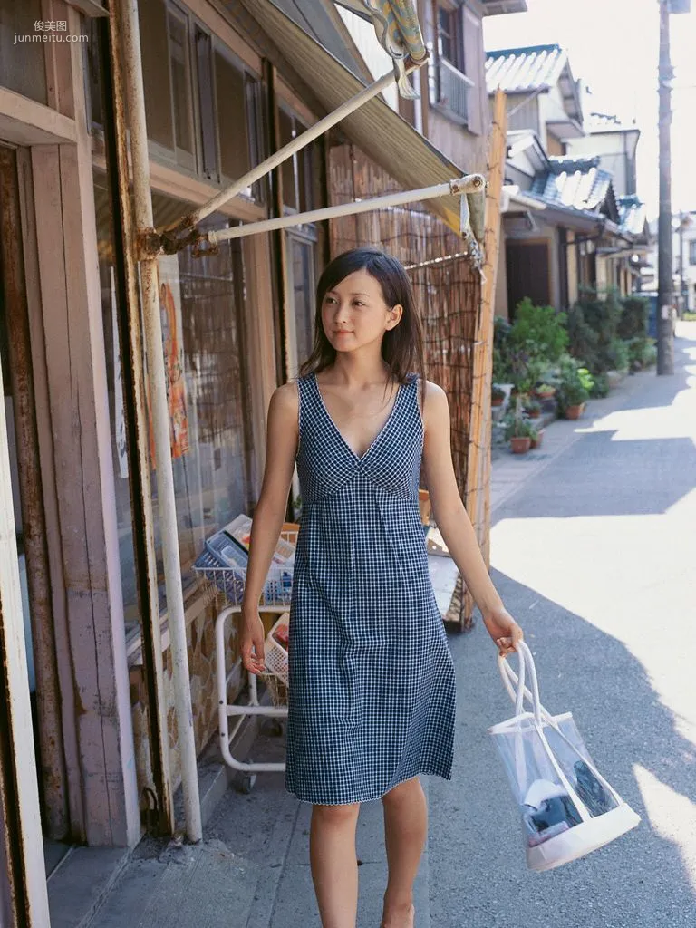 [Wanibooks] NO.10 Ayaka Komatsu 小松彩夏 寫真集 1