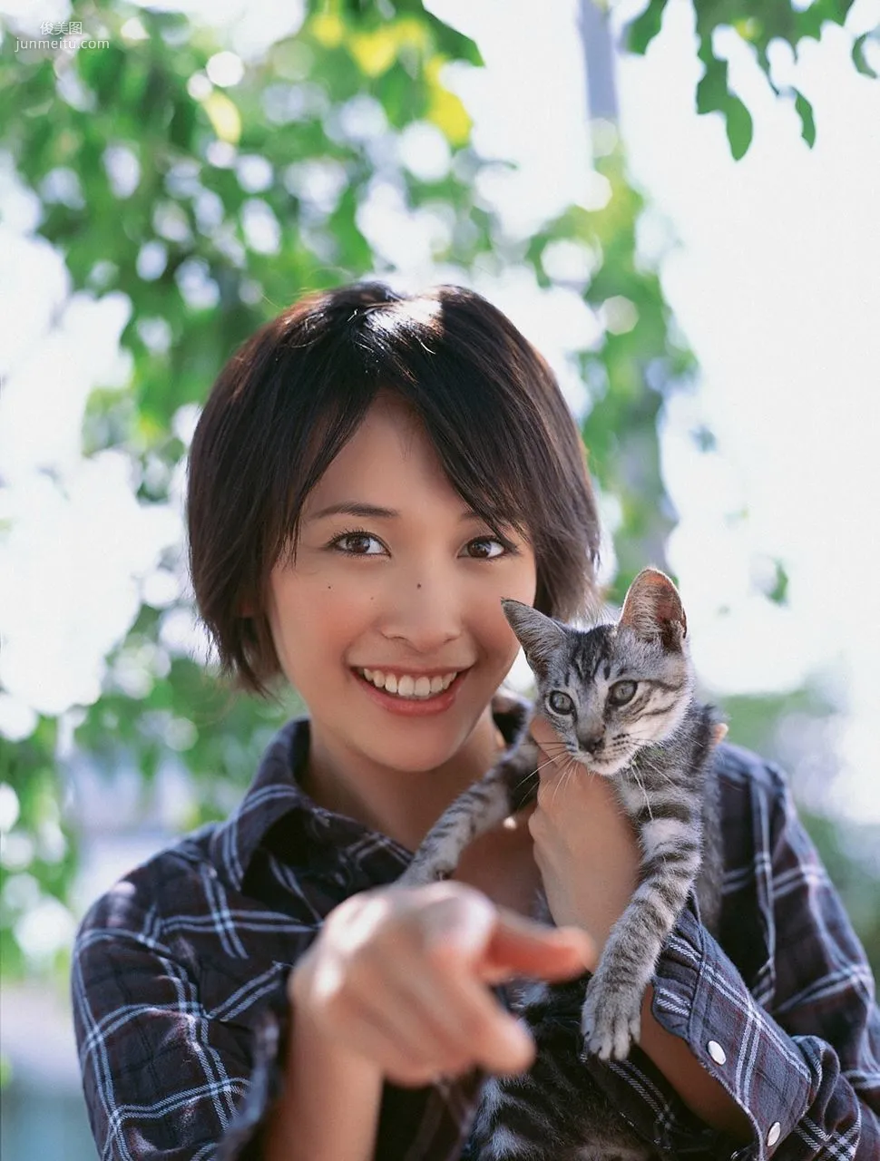 Mami Yamasaki [Visual Young Jump] No.091 Photo Set photo 40