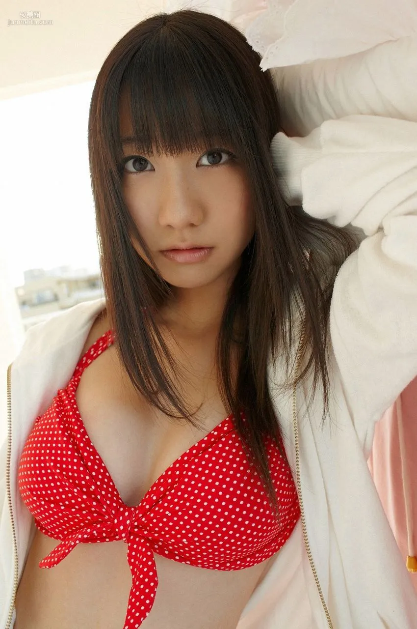 Yuki Kashiwagi [Visual Young Jump] No.107 Photo Set photo 2