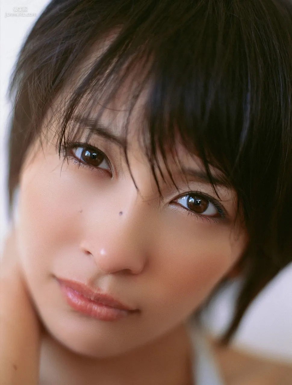 Mami Yamasaki [Visual Young Jump] No.091 Photo Set photo 8