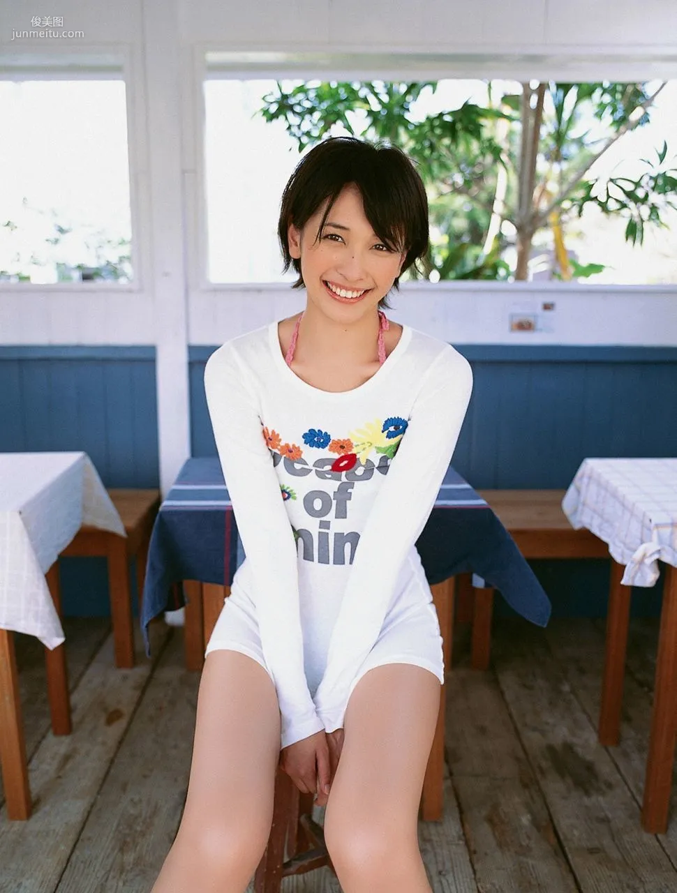Mami Yamasaki [Visual Young Jump] No.091 Photo Set photo 34