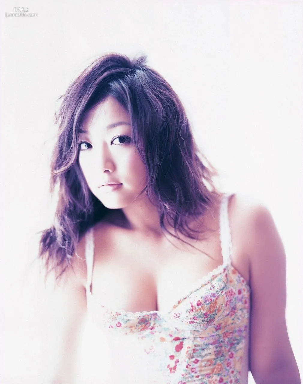 Risa Kudo, Summer Moment [Visual Young Jump] Photo Set photo 38