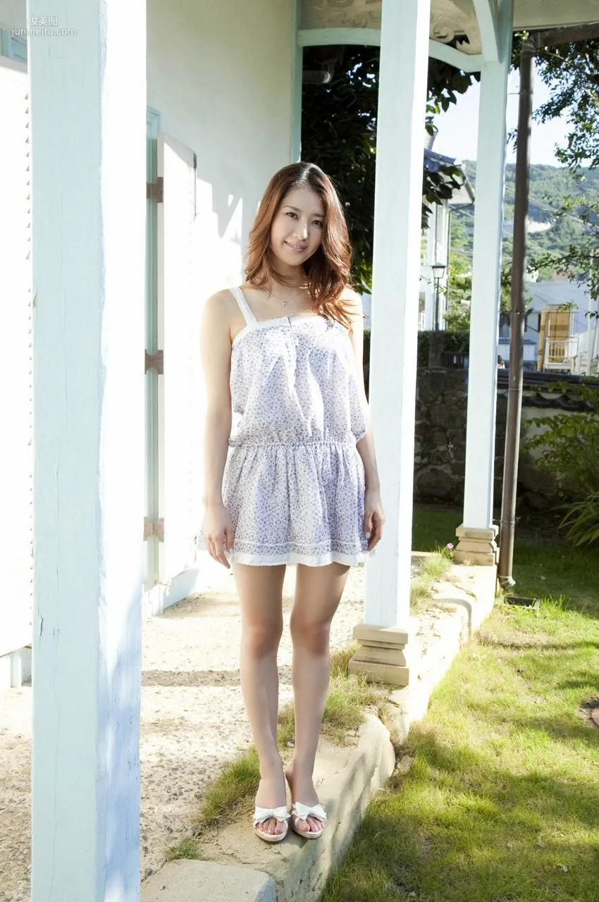 Aya Takigawa Gravure JAPAN [Visual Young Jump] Photo Set photo 24
