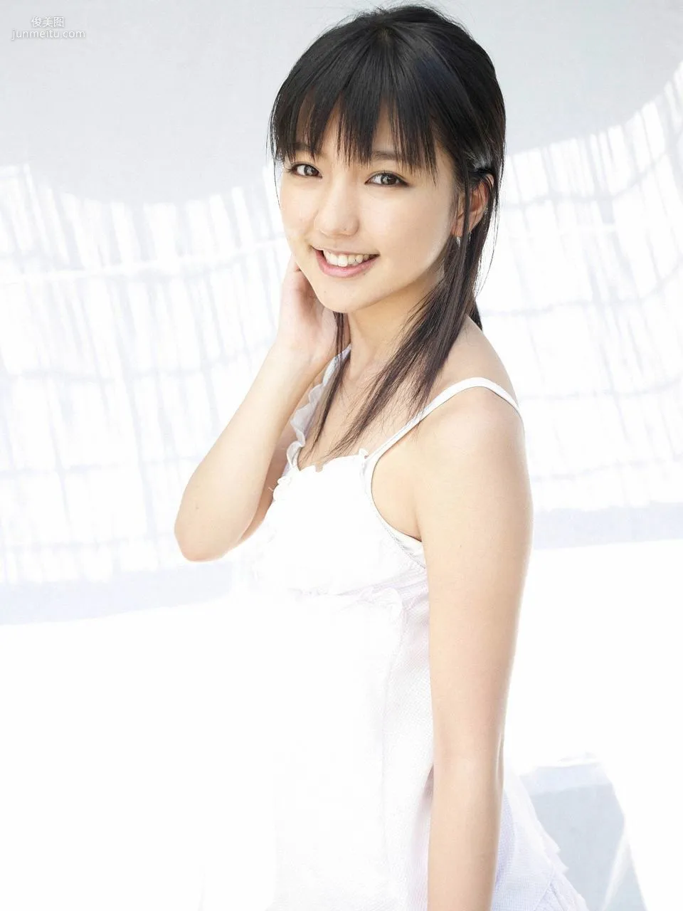 真野恵裡菜 2010 Special Version [VYJ] No.105 寫真集 27