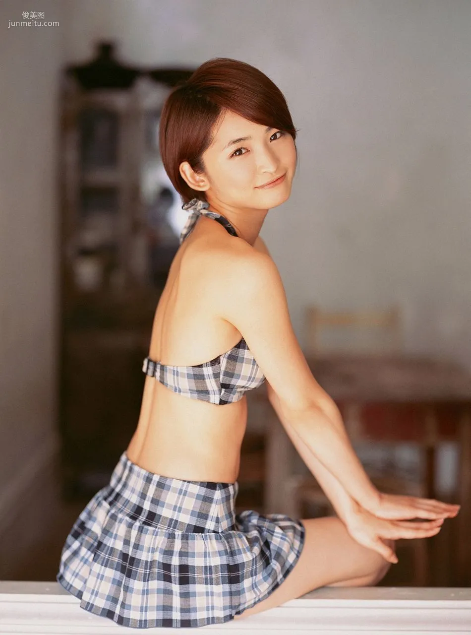Rei Okamoto [Visual Young Jump] No.106 Photo Set photo 14