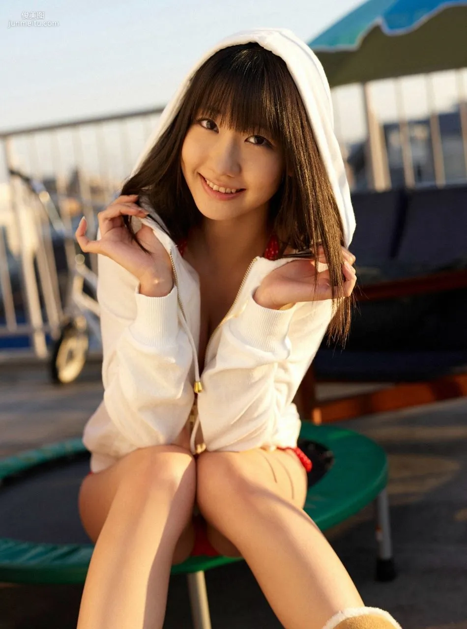 Yuki Kashiwagi [Visual Young Jump] No.107 Photo Set photo 8
