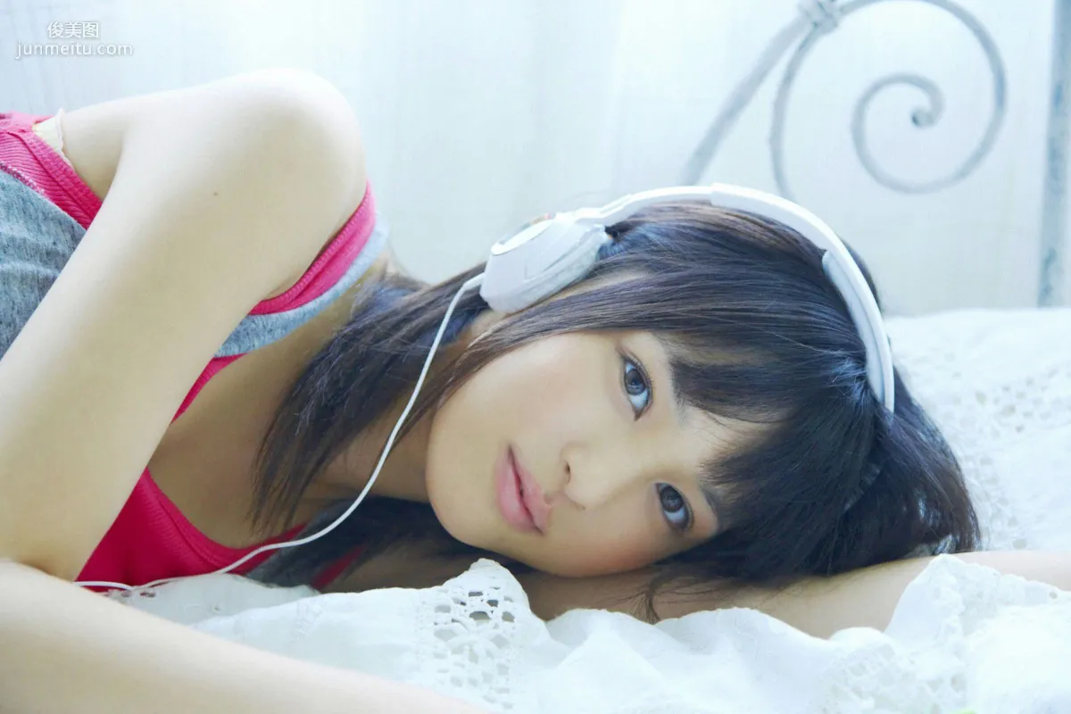 [Wanibooks] NO.74 Moe Arai 荒井萌 写真集3