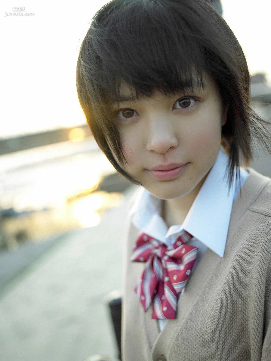 [Wanibooks] NO.74 Moe Arai 荒井萌 写真集200