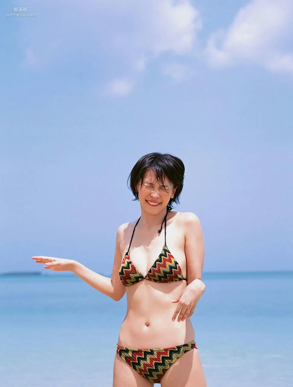 Mami Yamasaki [Visual Young Jump] No.091 Photo Set photo 28
