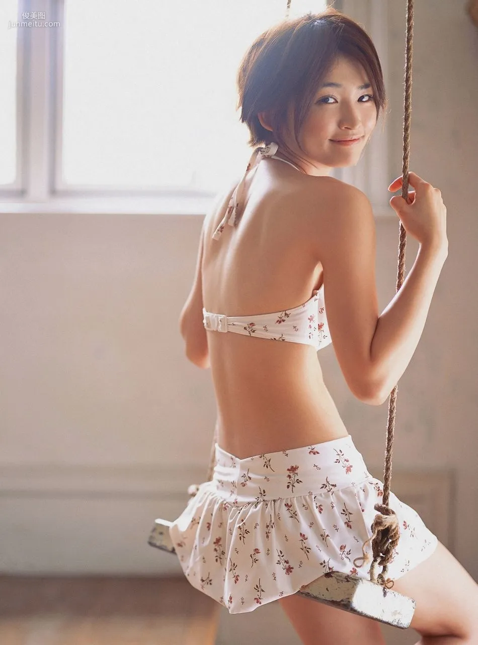 Rei Okamoto [Visual Young Jump] No.106 Photo Set photo 22