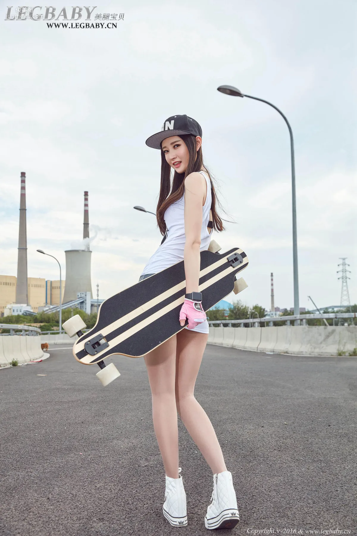 潇潇《单板女神》 [Legbaby美腿宝贝] V028 写真集9