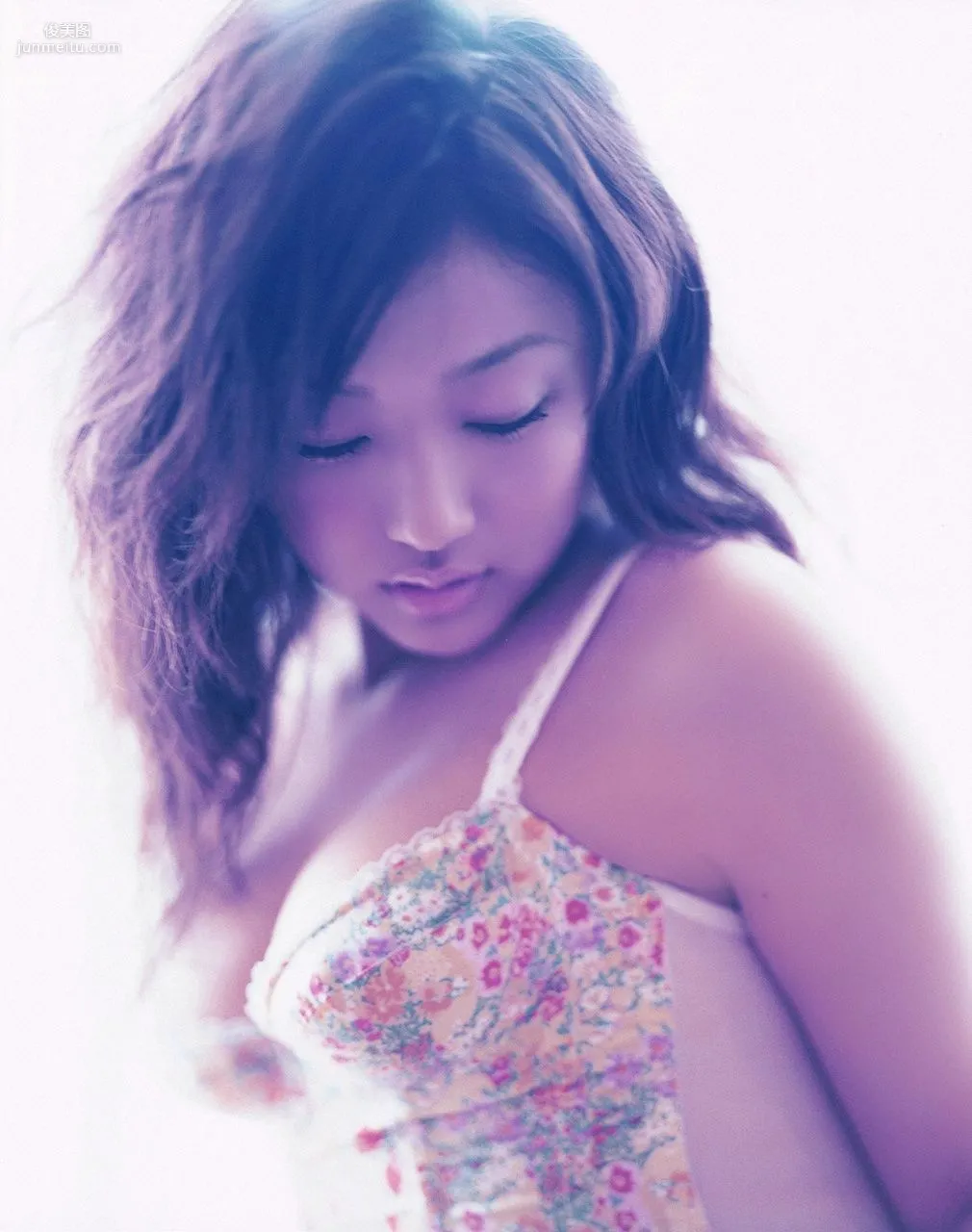 Risa Kudo, Summer Moment [Visual Young Jump] Photo Set photo 37