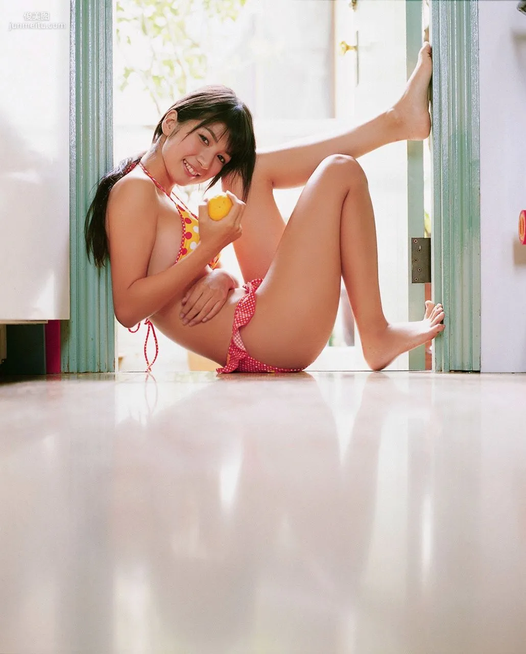 Asami Oda: Visual Young Jump photo 16