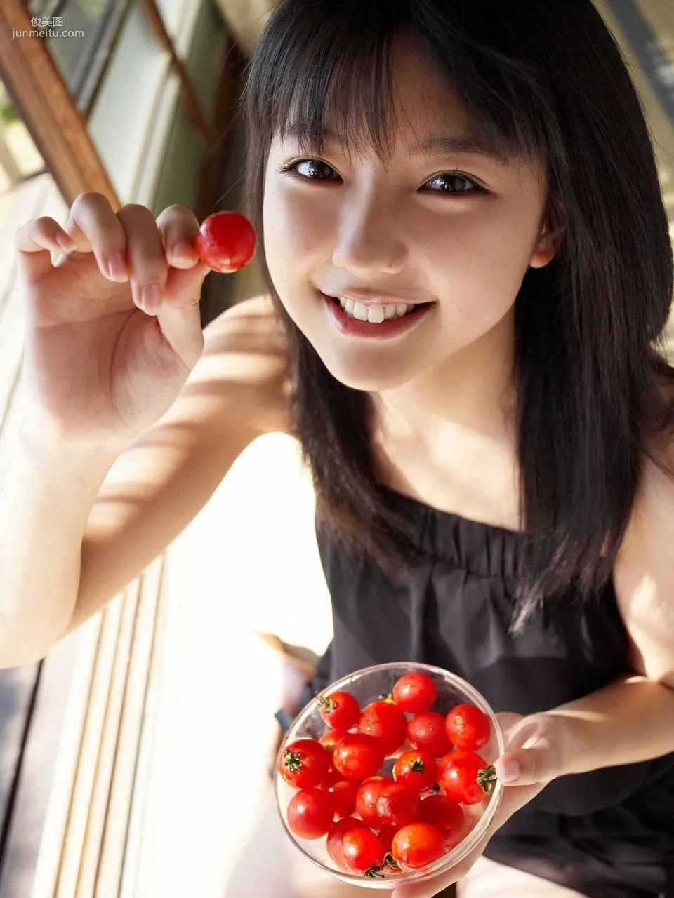真野恵裡菜 2010 Special Version [VYJ] No.105 寫真集 15