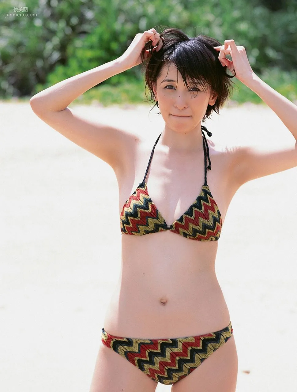 Mami Yamasaki [Visual Young Jump] No.091 Photo Set photo 30