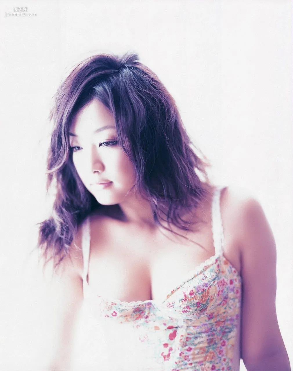Risa Kudo, Summer Moment [Visual Young Jump] Photo Set photo 23